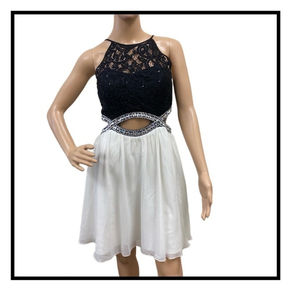Speechless Designer Ribbon One Piece - Picture 1 of 10